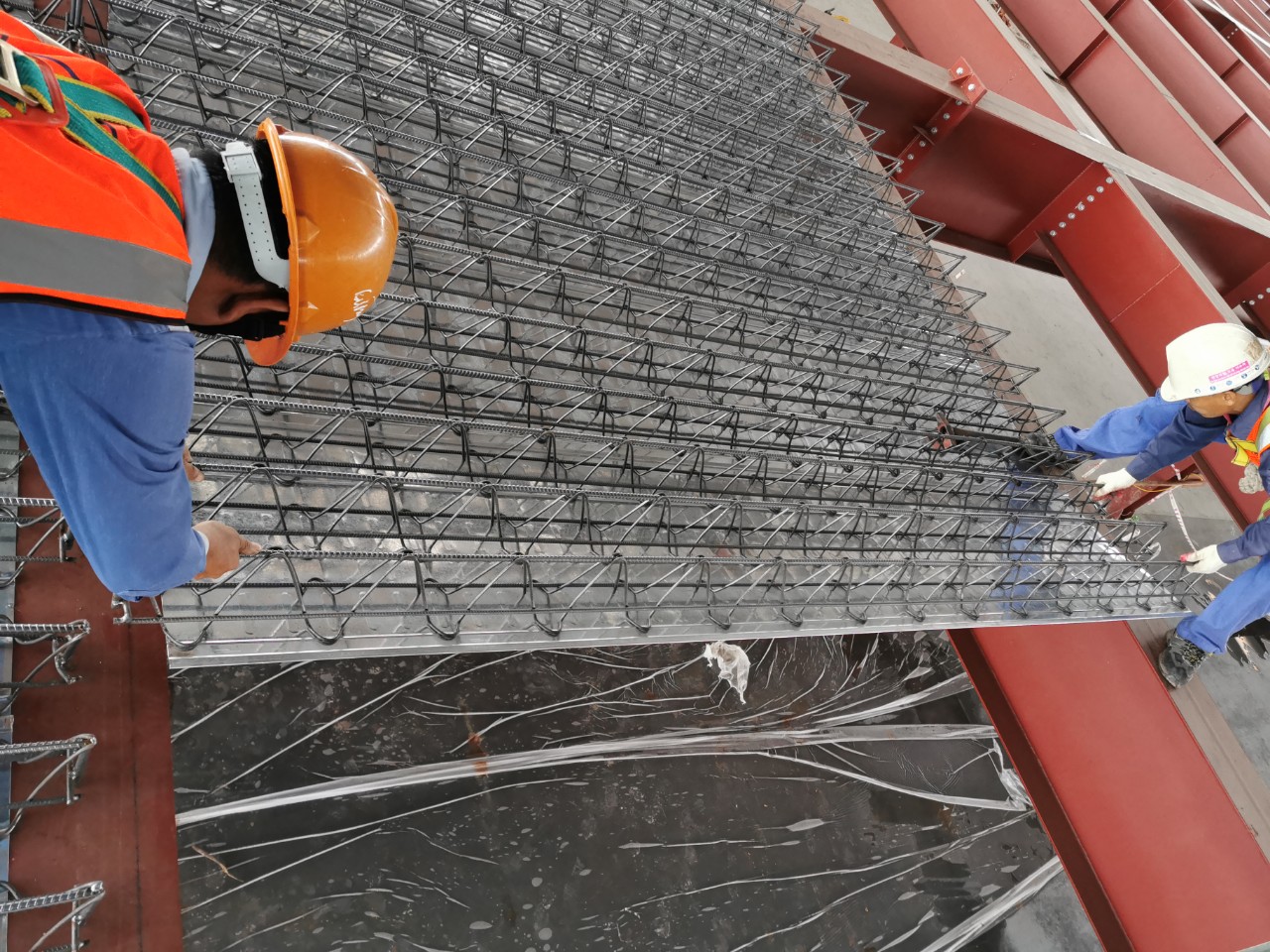 SHORTENING TIME FOR FLOOR CONSTRUCTION: THE OPTIMAL SOLUTION?